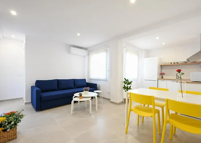 New 2 Bedroom And Center - Ruiz Vertedor By 10tosea *