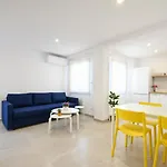 New 2 Bedroom And Center - Ruiz Vertedor By 10tosea *